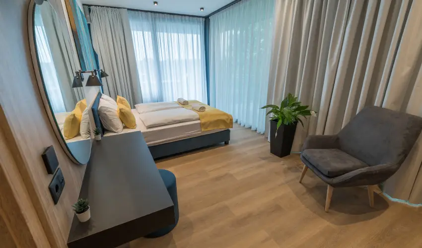 BJ81 Suite Hotel Sifok - Augusztus 20. - teljes elrefizetssel (min. 3 j)