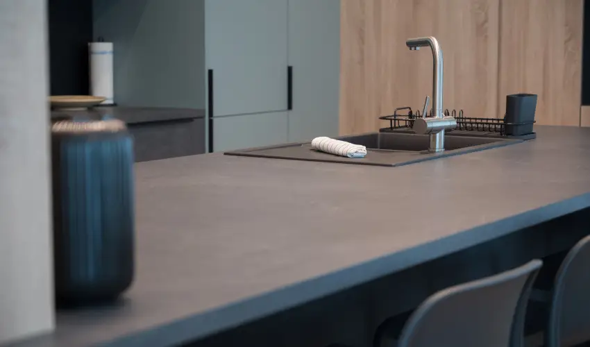 BJ81 Suite Hotel Sifok - Augusztus 20. - teljes elrefizetssel (min. 3 j)