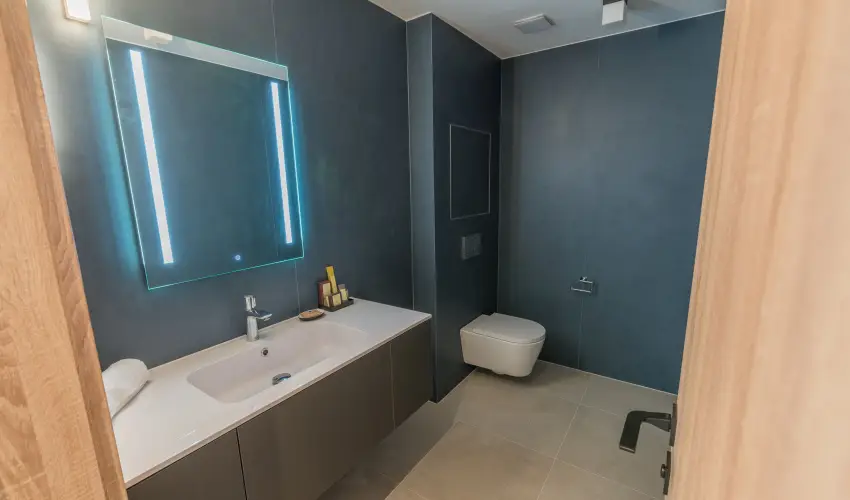 BJ81 Suite Hotel Sifok - Augusztus 20. - teljes elrefizetssel (min. 3 j)