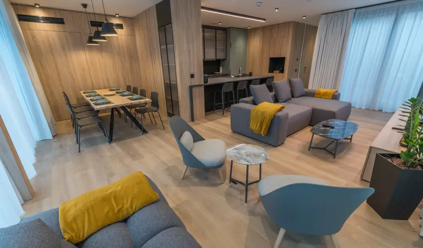 BJ81 Suite Hotel Sifok - Augusztus 20. - teljes elrefizetssel (min. 3 j)