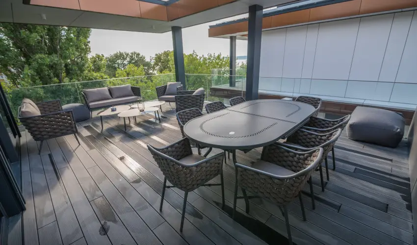 BJ81 Suite Hotel Sifok - Augusztus 20. - teljes elrefizetssel (min. 3 j)