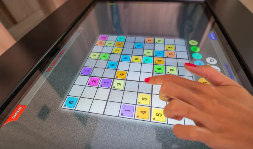 BJ81 Suite Hotel Sifok - Augusztus 20. - teljes elrefizetssel (min. 3 j)