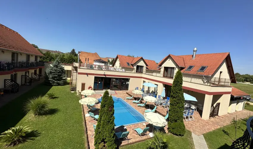 Boni Csal�di Wellness Hotel Zalakaros - Augusztus 20.