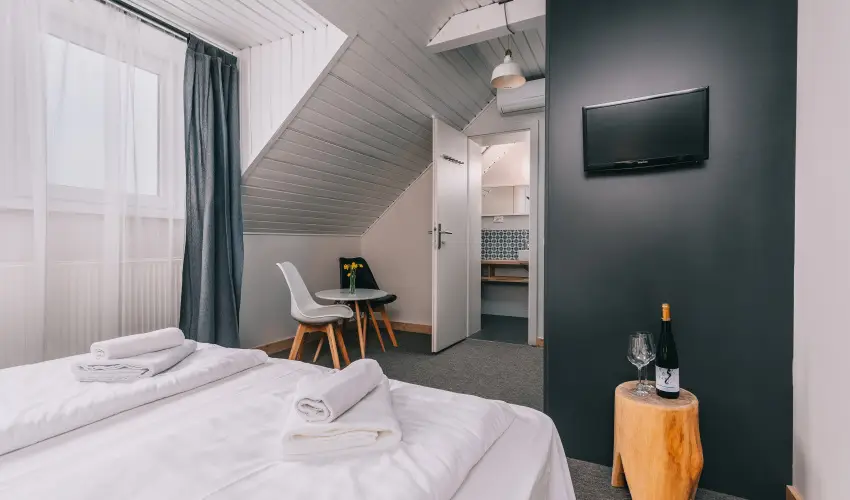 Borbarátok Panzió Badacsonytomaj - Augusztus 20. (min. 3 éj)