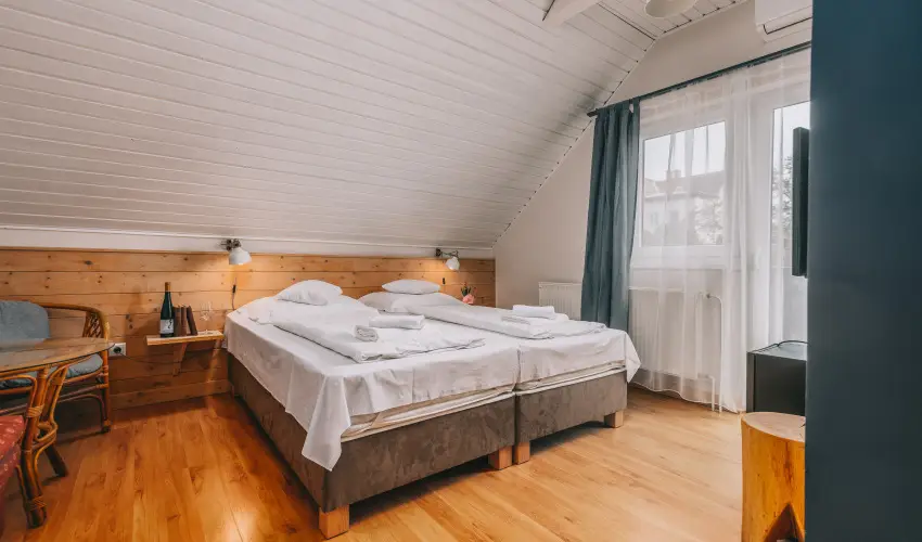 Borbarátok Panzió Badacsonytomaj - Augusztus 20. (min. 3 éj)