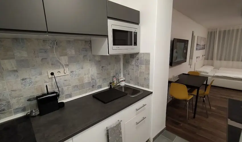 Borka Panzi Pardfrd - Augusztus 20. (min. 2 j)