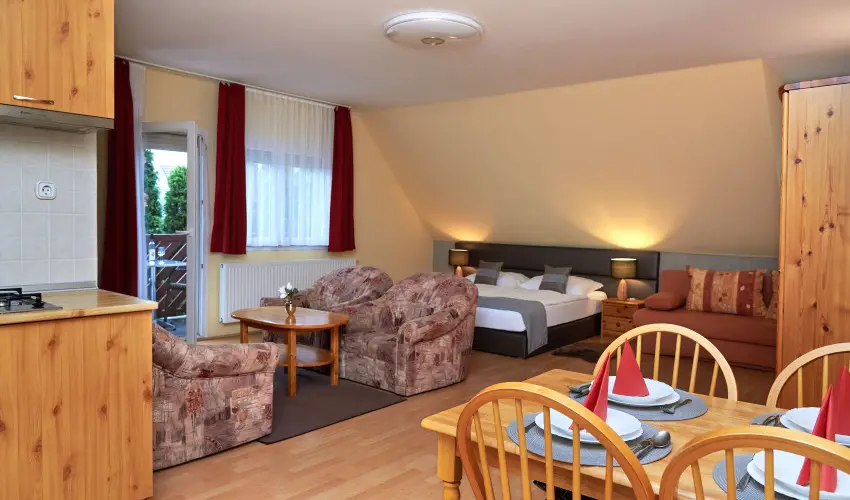 Brigitte Apartman B�k, B�kf�rd� - Augusztus 20. (min. 3 �j)