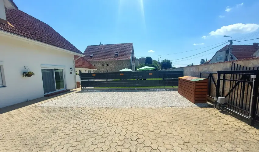 Bk City Apartments Bk, Bkfrd - Augusztus 20.