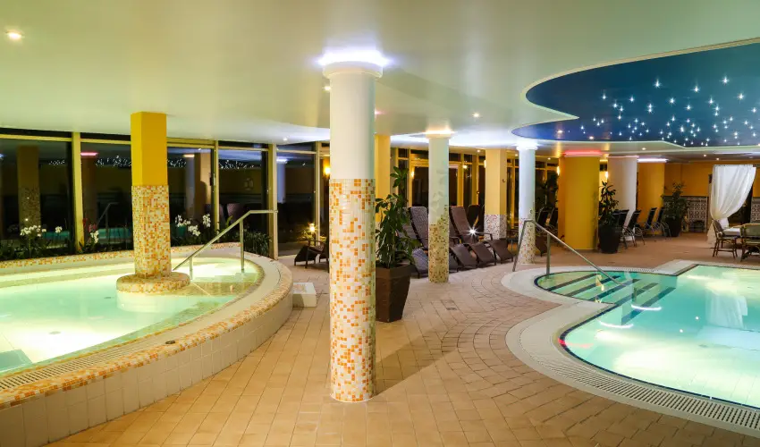 Calimbra Konferencia & Wellness Hotel Miskolctapolca - Augusztus 20. (min. 2 �j)