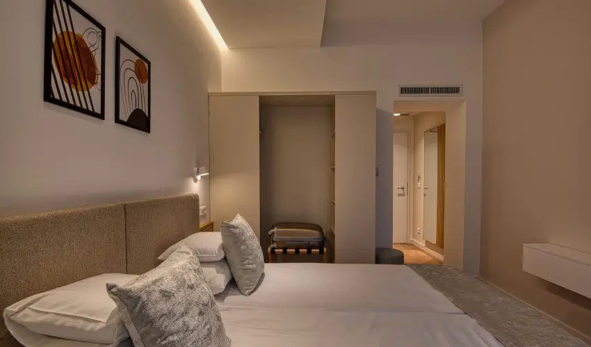 Cardoner Hotel Pilisszentkereszt - Augusztus 20. (min. 2 �j)