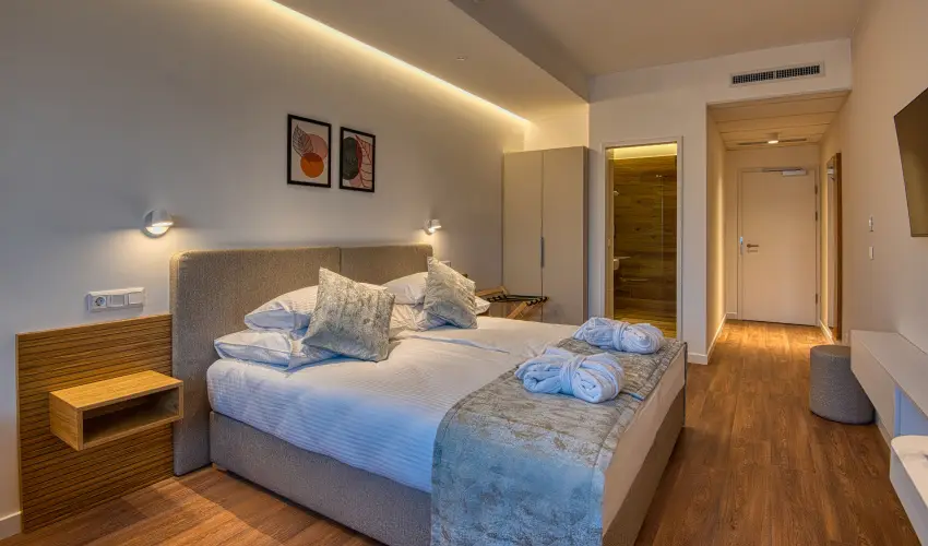 Cardoner Hotel Pilisszentkereszt - Augusztus 20. (min. 2 �j)