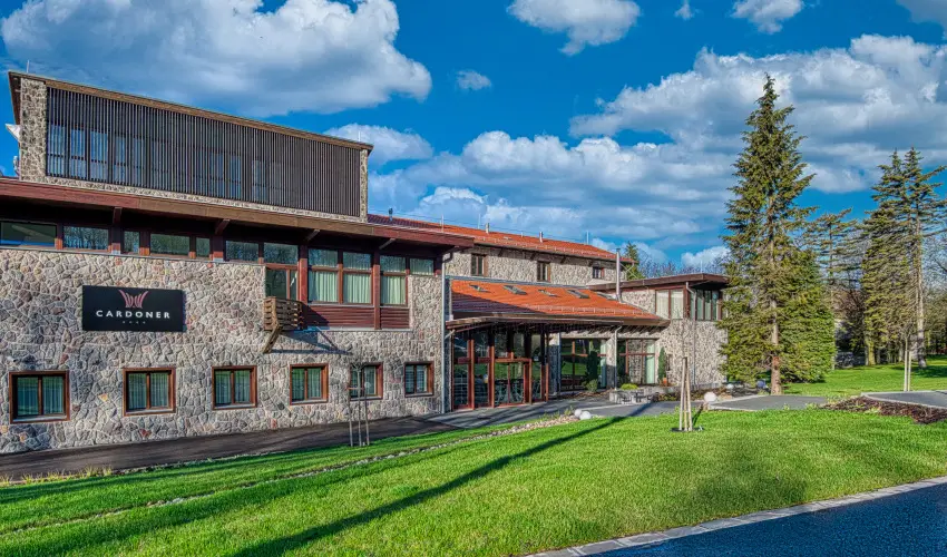 Cardoner Hotel Pilisszentkereszt - Augusztus 20. (min. 2 �j)