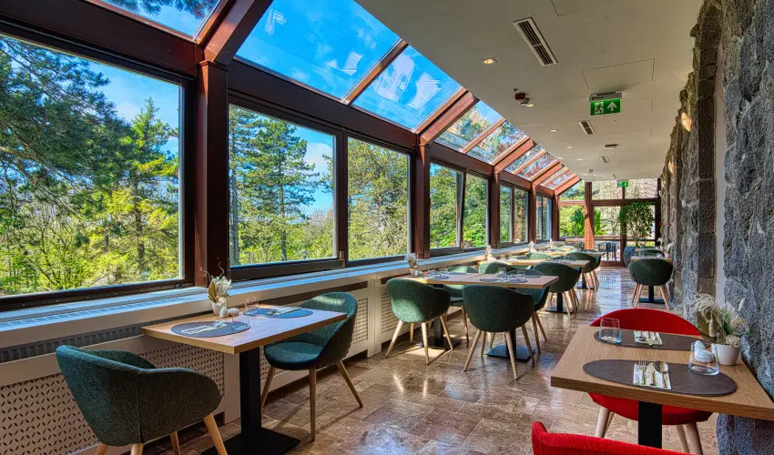 Cardoner Hotel Pilisszentkereszt - Augusztus 20. (min. 2 �j)