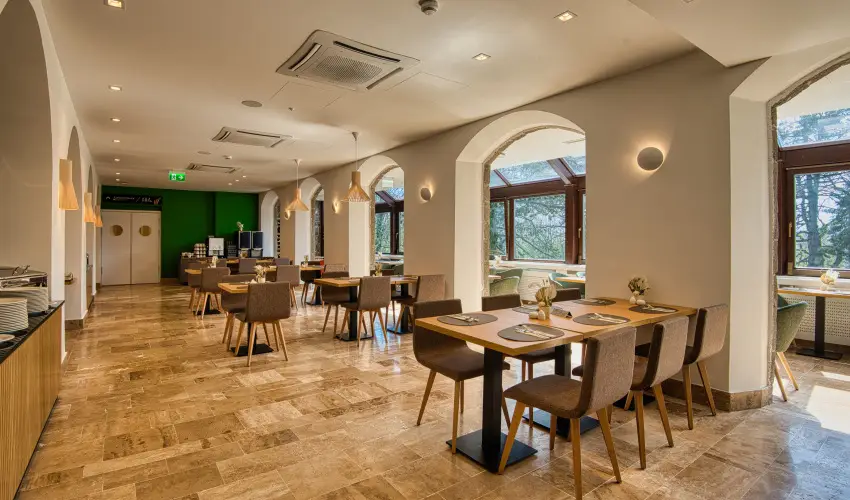 Cardoner Hotel Pilisszentkereszt - Augusztus 20. (min. 2 �j)