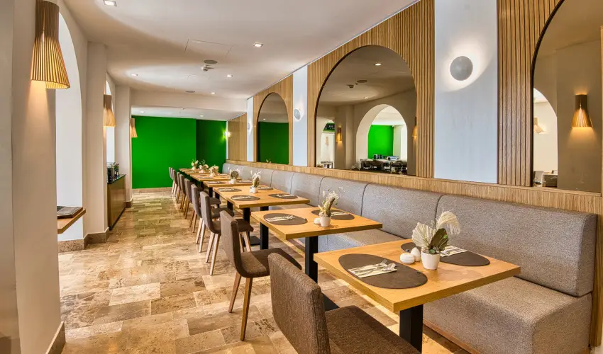 Cardoner Hotel Pilisszentkereszt - Augusztus 20. (min. 2 �j)