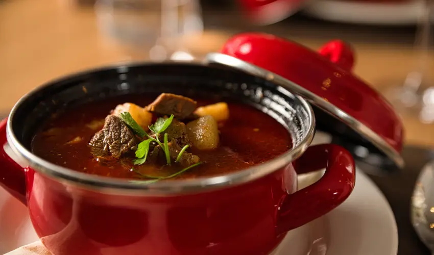 Cardoner Hotel Pilisszentkereszt - Augusztus 20. (min. 2 �j)