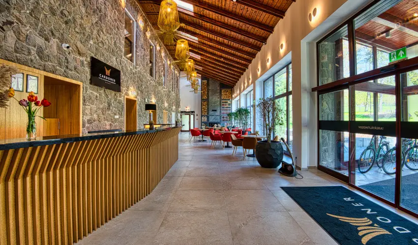 Cardoner Hotel Pilisszentkereszt - Augusztus 20. (min. 2 �j)