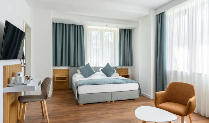 Cardoner Hotel Pilisszentkereszt - Augusztus 20. (min. 2 �j)