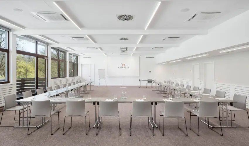 Cardoner Hotel Pilisszentkereszt - Augusztus 20. (min. 2 �j)