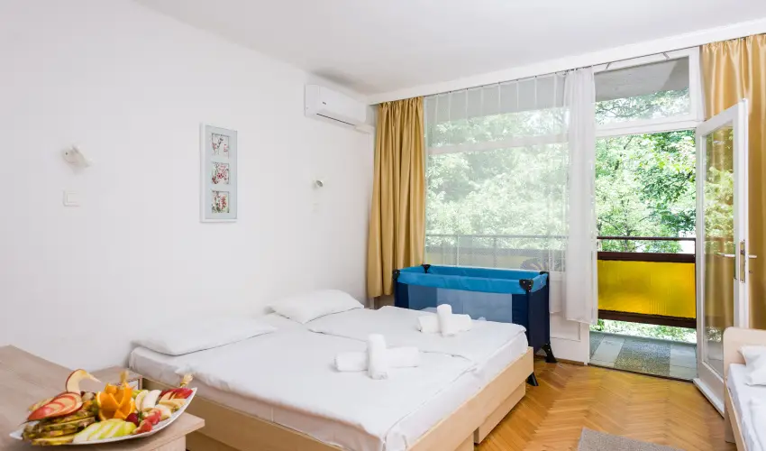 CE Napf�ny Hotel  Si�fok - Augusztus 20.