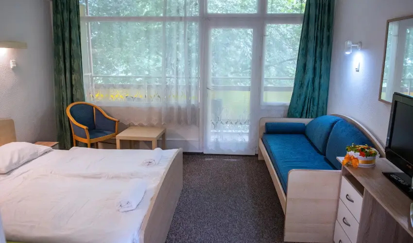 CE Napf�ny Hotel  Si�fok - Augusztus 20.