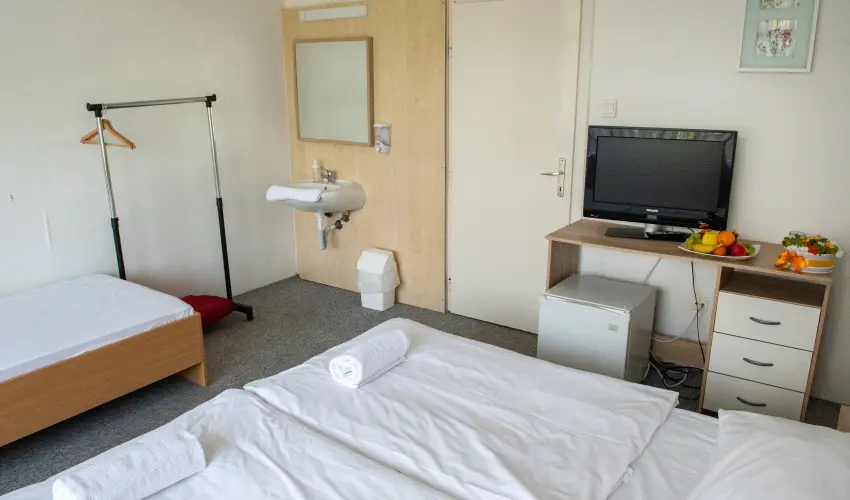 CE Napf�ny Hotel  Si�fok - Augusztus 20.