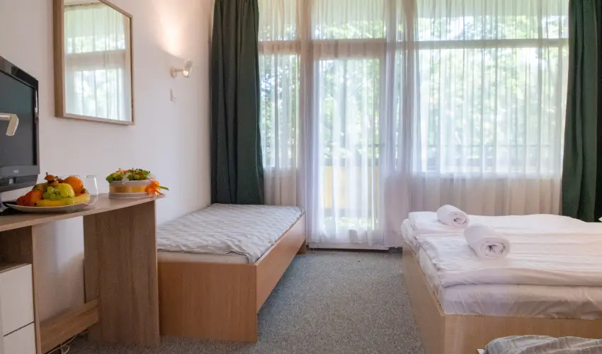 CE Napf�ny Hotel  Si�fok - Augusztus 20.