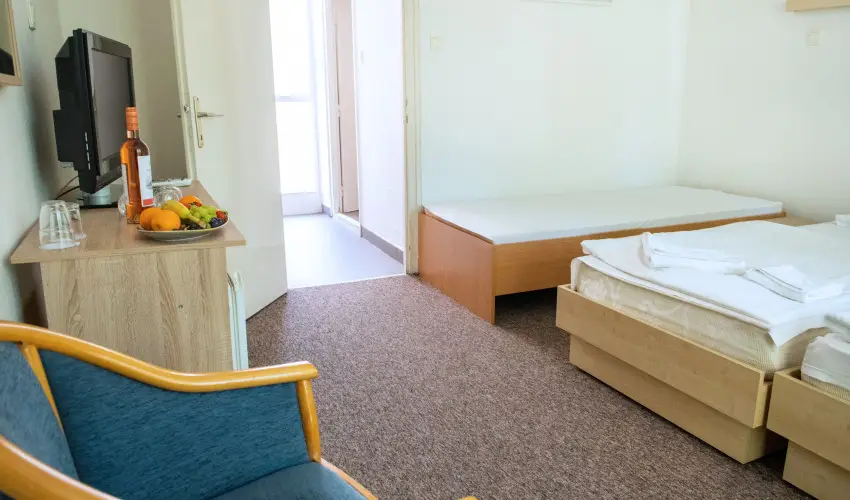 CE Napf�ny Hotel  Si�fok - Augusztus 20.