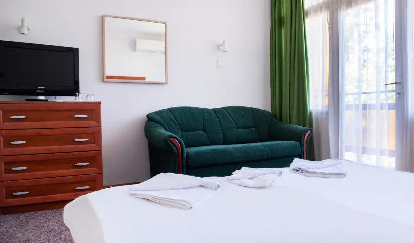 CE Napf�ny Hotel  Si�fok - Augusztus 20.