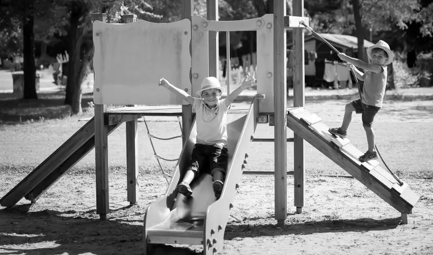 Cegl�df�rd� Apartmanpark �s Kemping Cegl�d - Augusztus 20. (min. 2 �j)