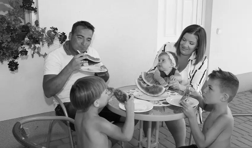 Cegl�df�rd� Apartmanpark �s Kemping Cegl�d - Augusztus 20. (min. 2 �j)