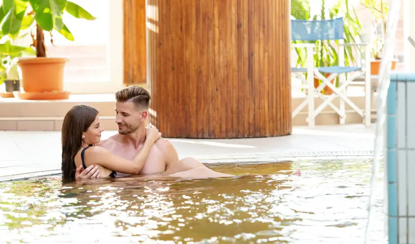 Cegl�df�rd� Apartmanpark �s Kemping Cegl�d - Augusztus 20. (min. 2 �j)