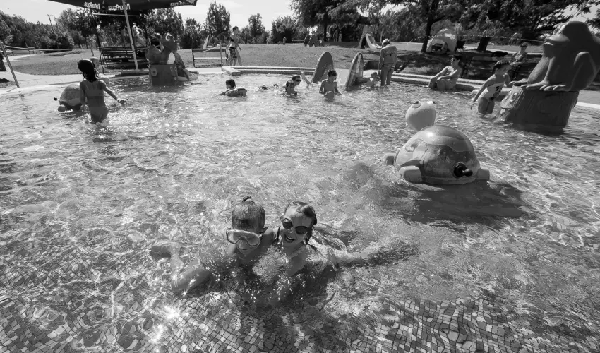 Cegl�df�rd� Apartmanpark �s Kemping Cegl�d - Augusztus 20. (min. 2 �j)