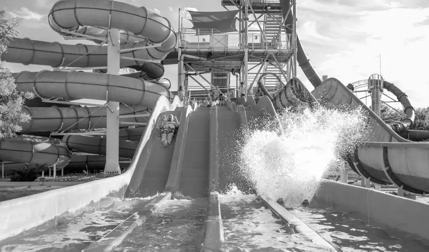 Cegl�df�rd� Apartmanpark �s Kemping Cegl�d - Augusztus 20. (min. 2 �j)