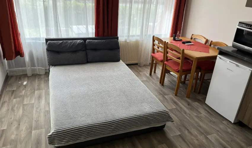 Centroom Apartman Dunaf�ldv�r - Augusztus 20.