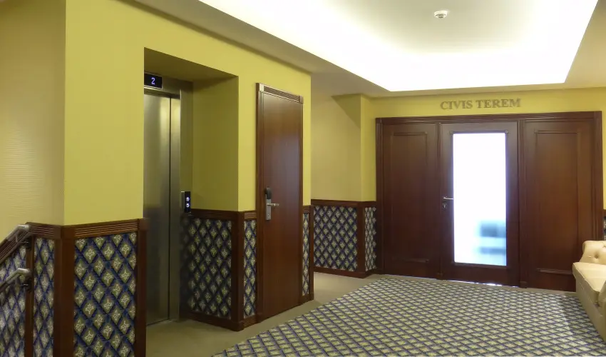 Centrum Hotel Debrecen - Augusztus 20. (min. 2 j)