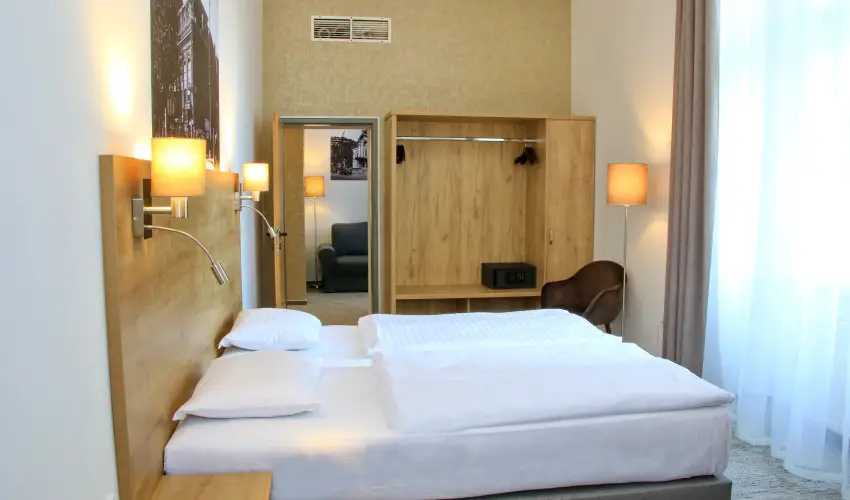 City Hotel Ring Budapest - Augusztus 20. (min. 3 j)