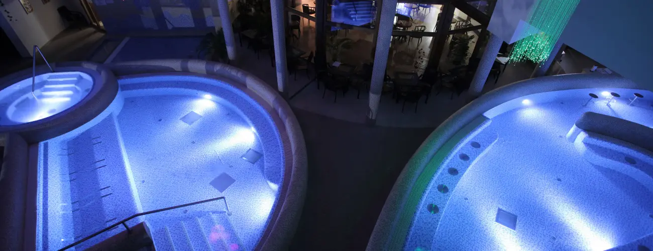 Colosseum Wellness Hotel Mrahalom - Augusztus 20. (min. 3 j)