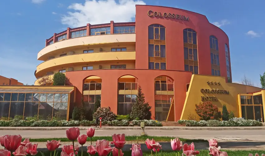 Colosseum Wellness Hotel Mrahalom - Augusztus 20. (min. 3 j)