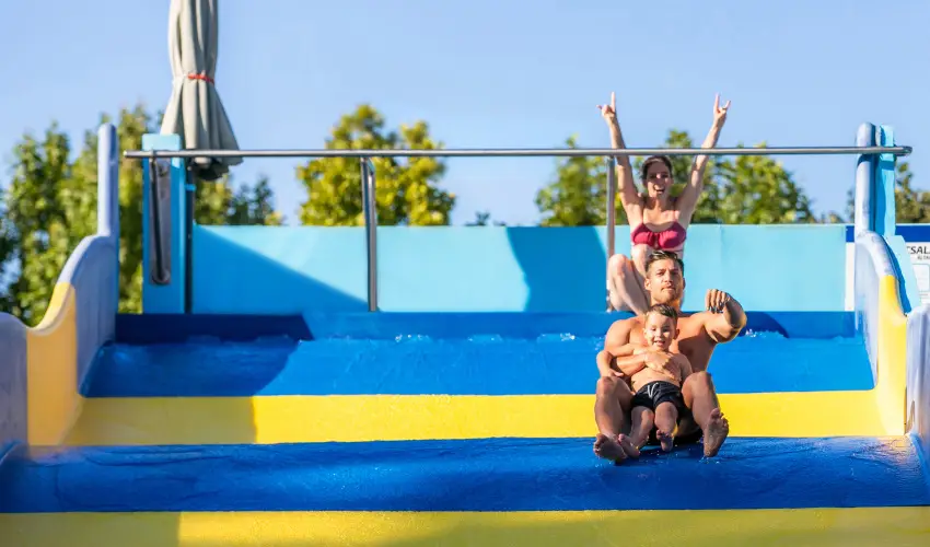 Colosseum Wellness Hotel Mrahalom - Augusztus 20. (min. 3 j)