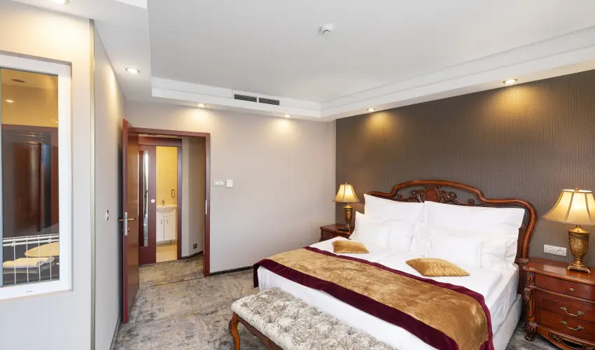 Colosseum Wellness Hotel Mrahalom - Augusztus 20. (min. 3 j)