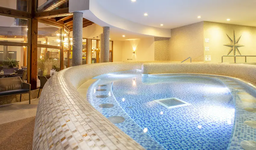 Colosseum Wellness Hotel Mrahalom - Augusztus 20. (min. 3 j)