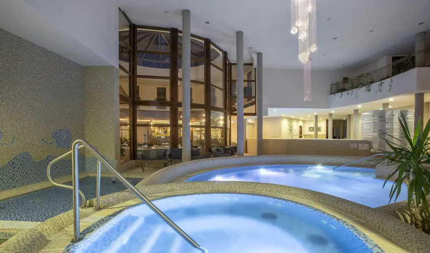 Colosseum Wellness Hotel Mrahalom - Augusztus 20. (min. 3 j)