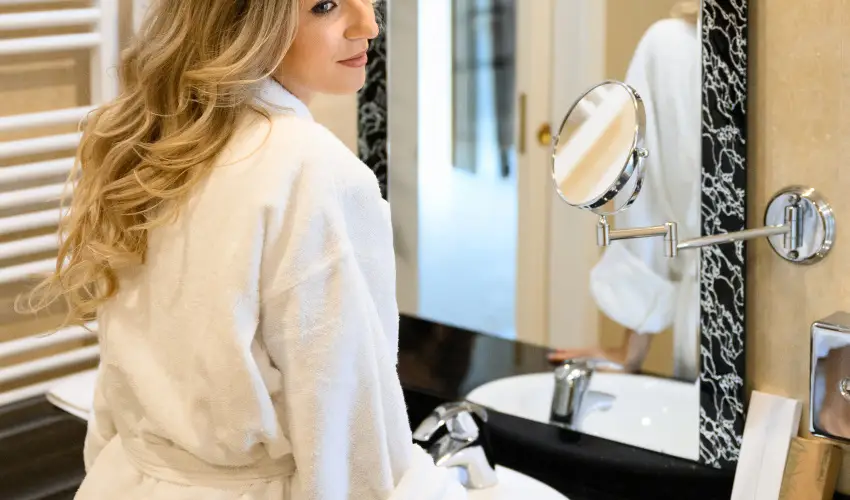 Colosseum Wellness Hotel M�rahalom - Augusztus 20. - teljes el�refizet�ssel (min. 3 �j)