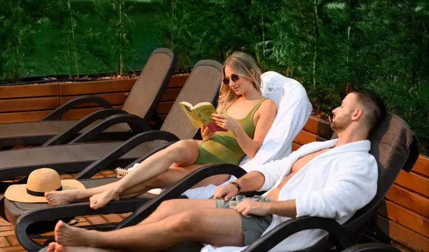 Colosseum Wellness Hotel M�rahalom - Augusztus 20. - teljes el�refizet�ssel (min. 3 �j)