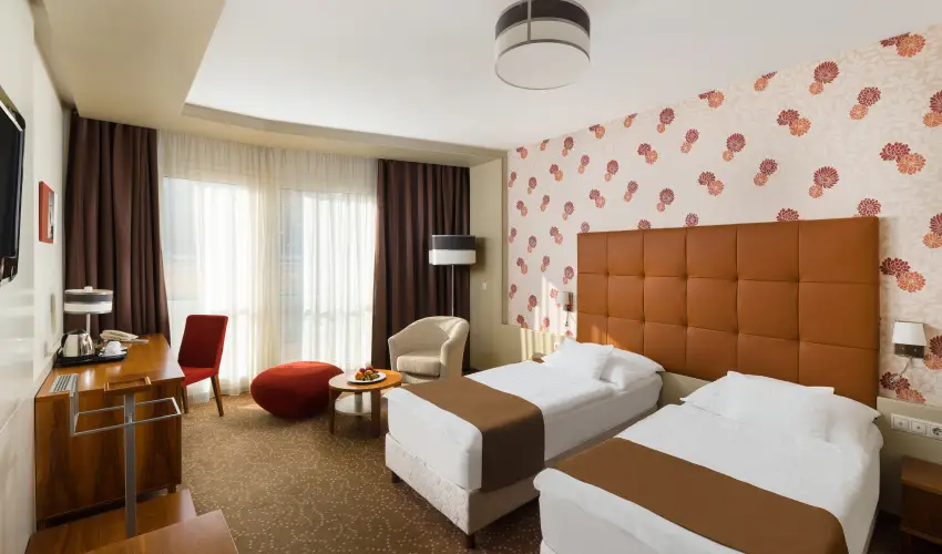 Corso Hotel P�cs P�cs - Augusztus 20.