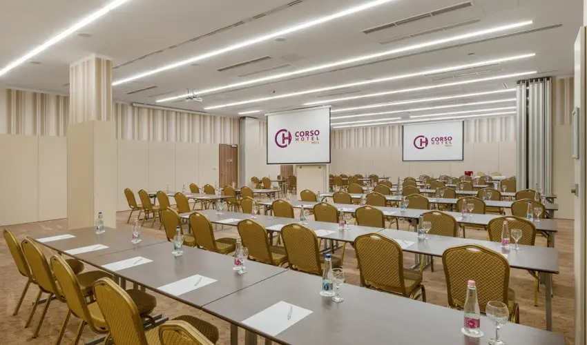 Corso Hotel P�cs P�cs - Augusztus 20.