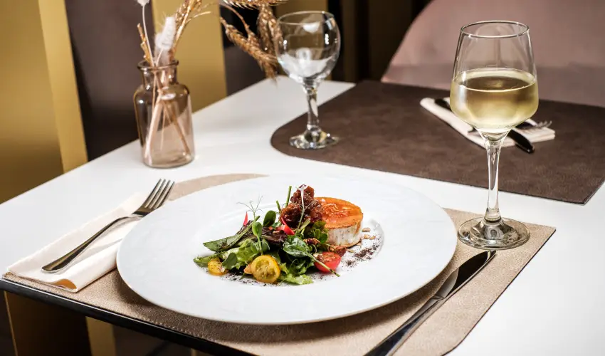 Corso Hotel P�cs P�cs - Augusztus 20.