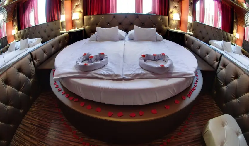 Corvin Hotel Gyula - Augusztus 20.