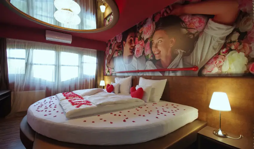 Corvin Hotel Gyula - Augusztus 20.